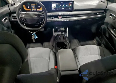 2025 Kia K4 Lx z USA, uszkodzony, nr VIN 3KPFT4DEXSE202241